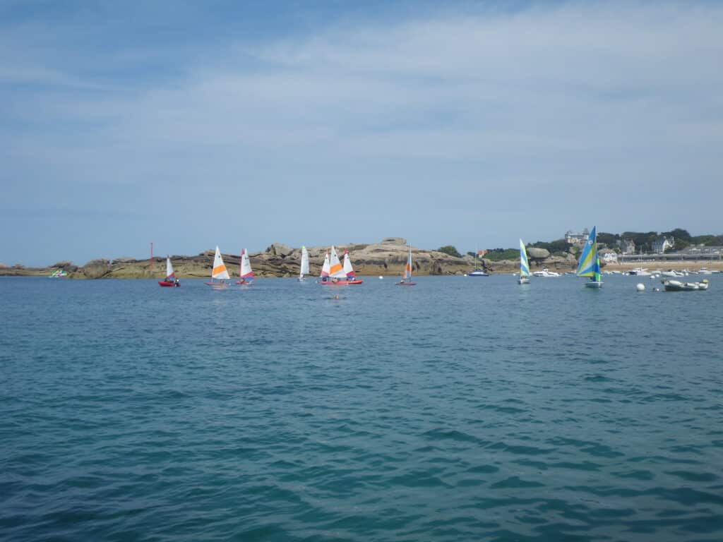 CLUB NAUTIQUE TREGASTEL