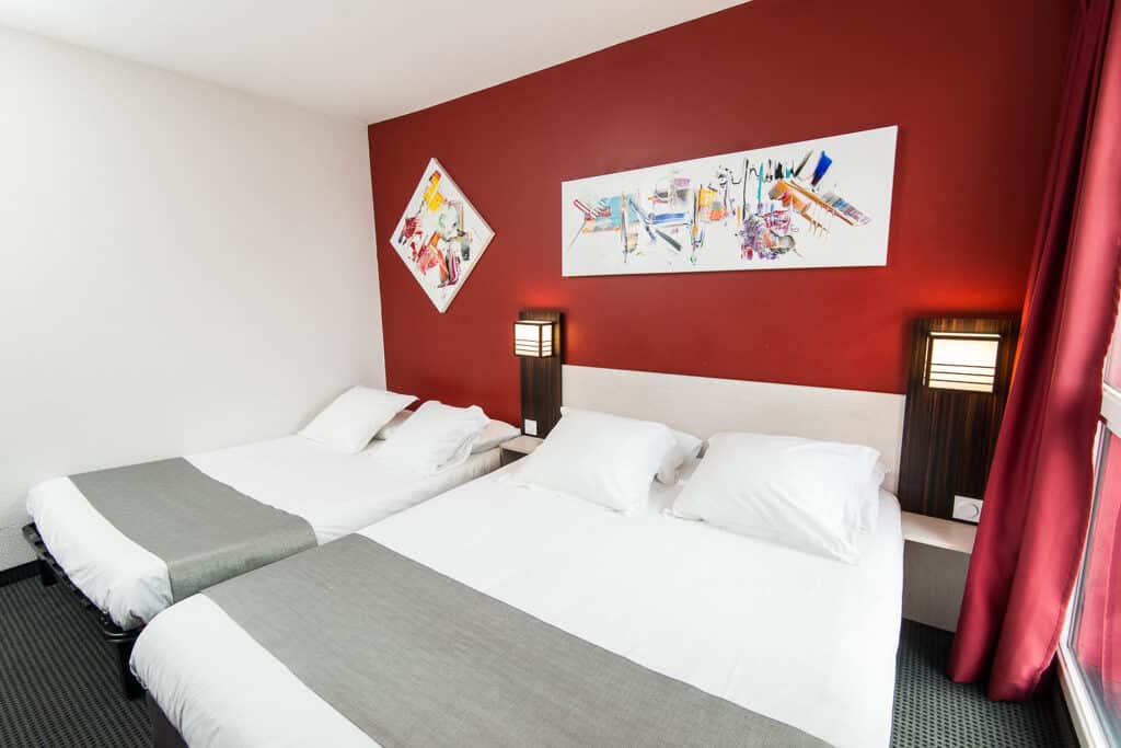 THE ORIGINALS HOTEL PONT ROUGE