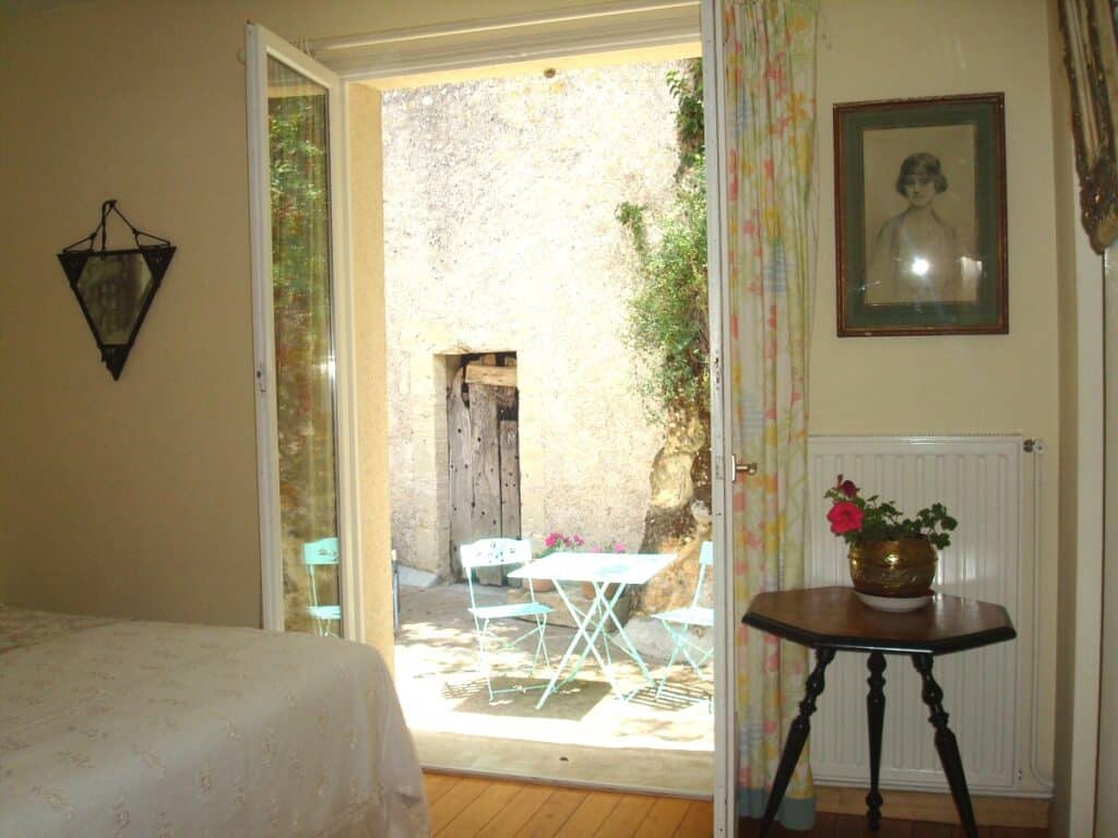 CHAMBRES D'HÔTES LA TONNELLE