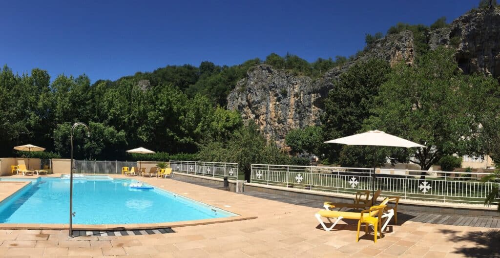 HOTEL RESTAURANT - DOMAINE LES FALAISES