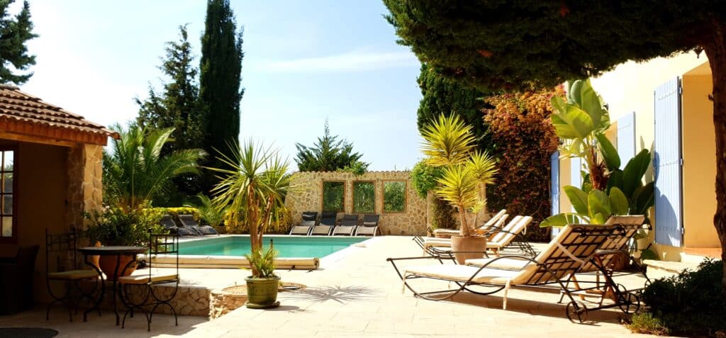 LA BASTIDE DE FONT-CLARETTE