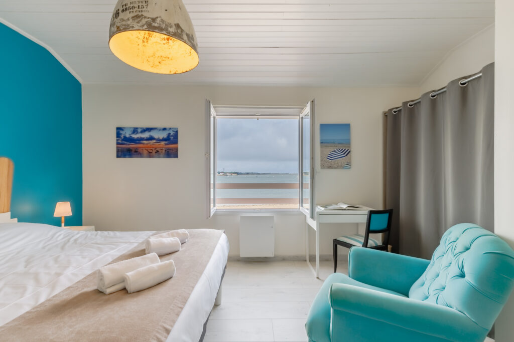 LOCATIONS SAISONNIERES BAINS DE MER