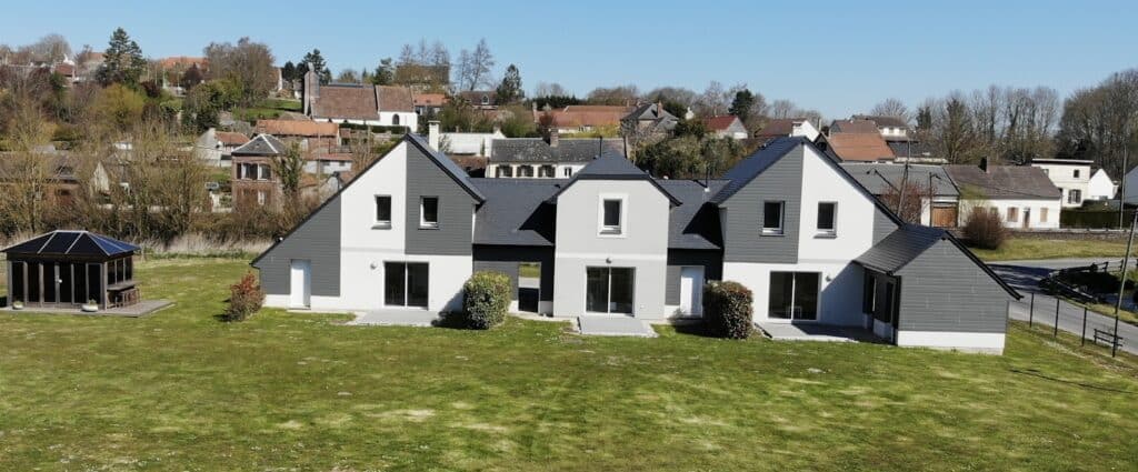 LES PORTES DE LA BAIE