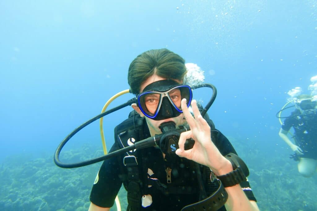 CENTRE DE PLONGÉE TROPICALSUB DIVING